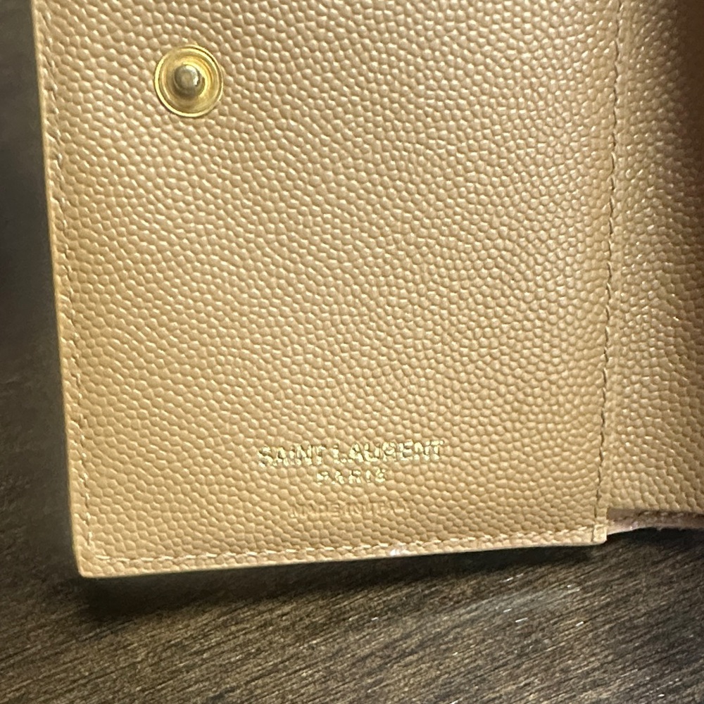 Yves Saint Laurent Gold Quilted Wallet - Picture 4 of 6